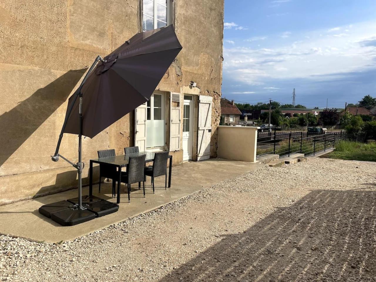 Gite Les Minimes II Avallon Exterior foto
